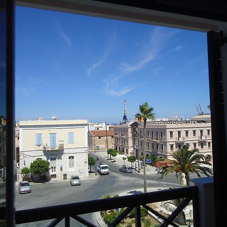 Archontissa Hotel Ermoupoli Luaran gambar