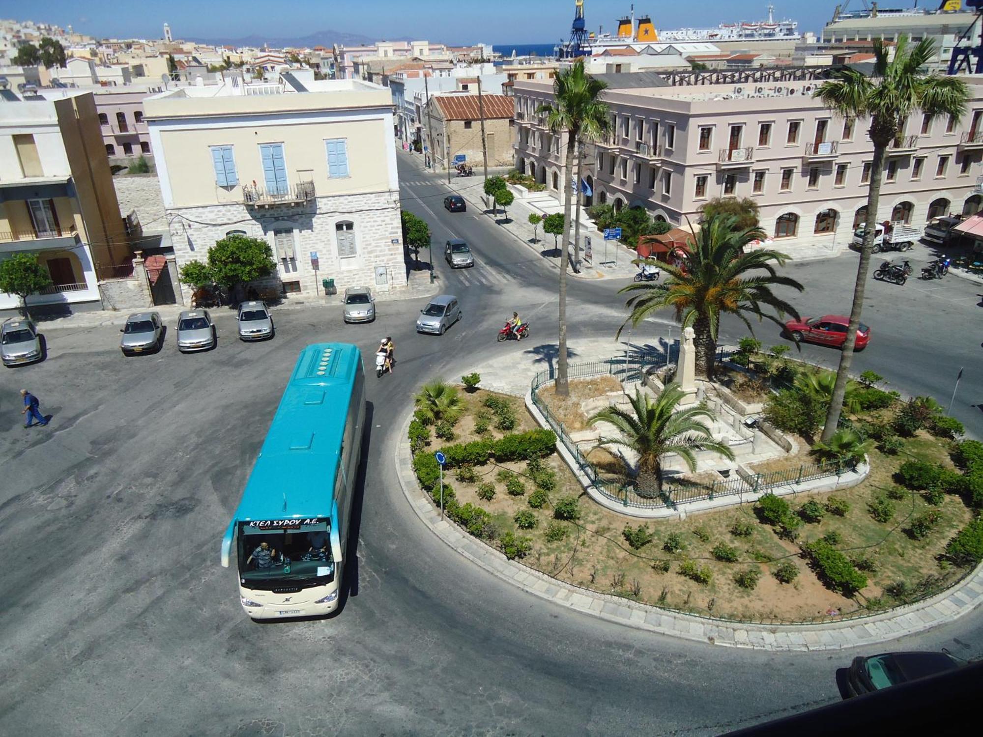 Archontissa Hotel Ermoupoli Luaran gambar